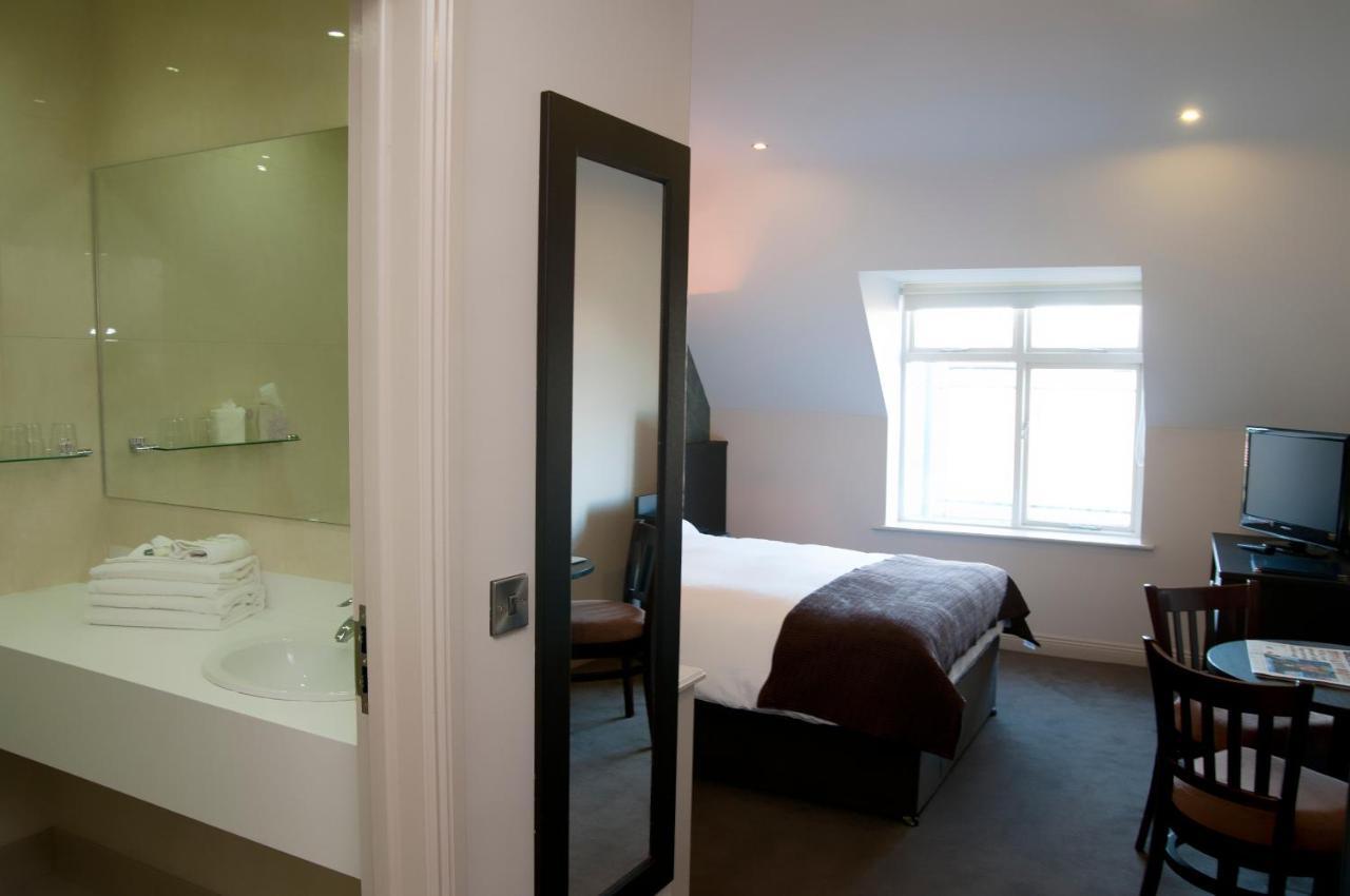 Dinn Ri Hotel Carlow Kamer foto